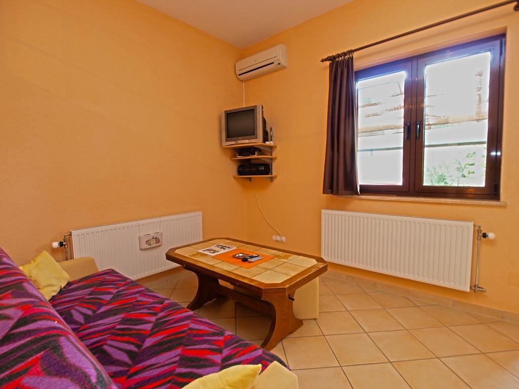 Apartments Denis 19 Fazana Luaran gambar