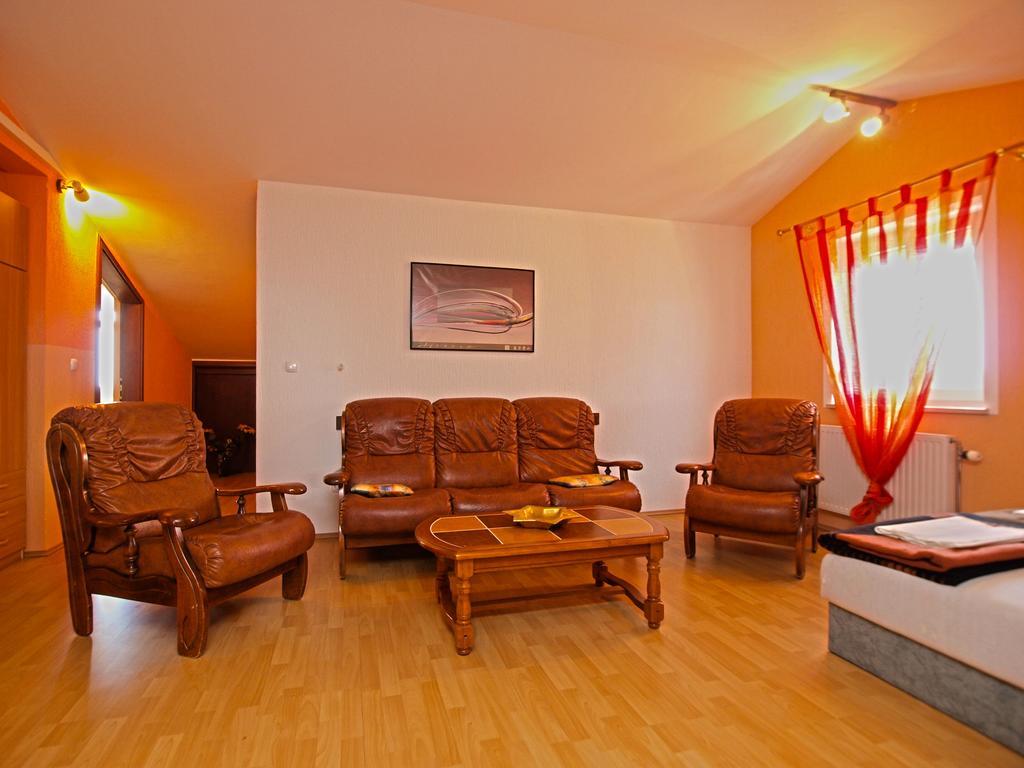 Apartments Denis 19 Fazana Luaran gambar